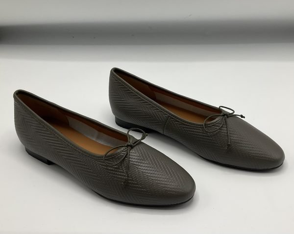 CHAVA-AW25 Olive Herringbone