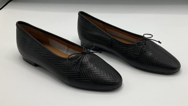CHAVA-AW25 Black Herringbone