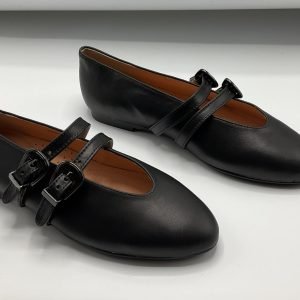 STORMY-AW25 Black Leather